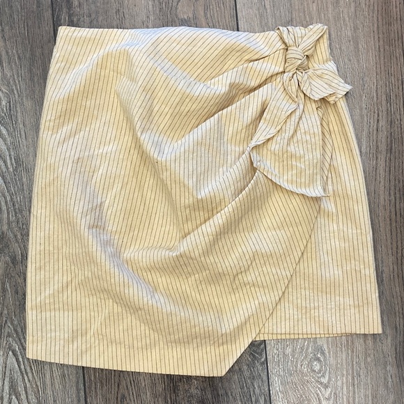 Zara, Beige, Asymmetrical, Skirt, casual, office, school, summer, siren, mini - Picture 1 of 8